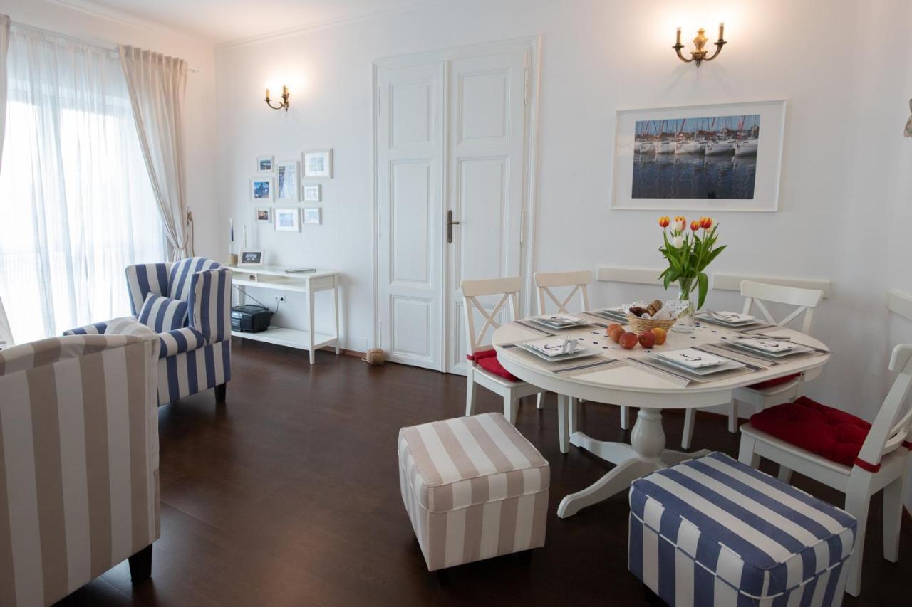 Captain'S Suite نيوسيدل آم سي المظهر الخارجي الصورة