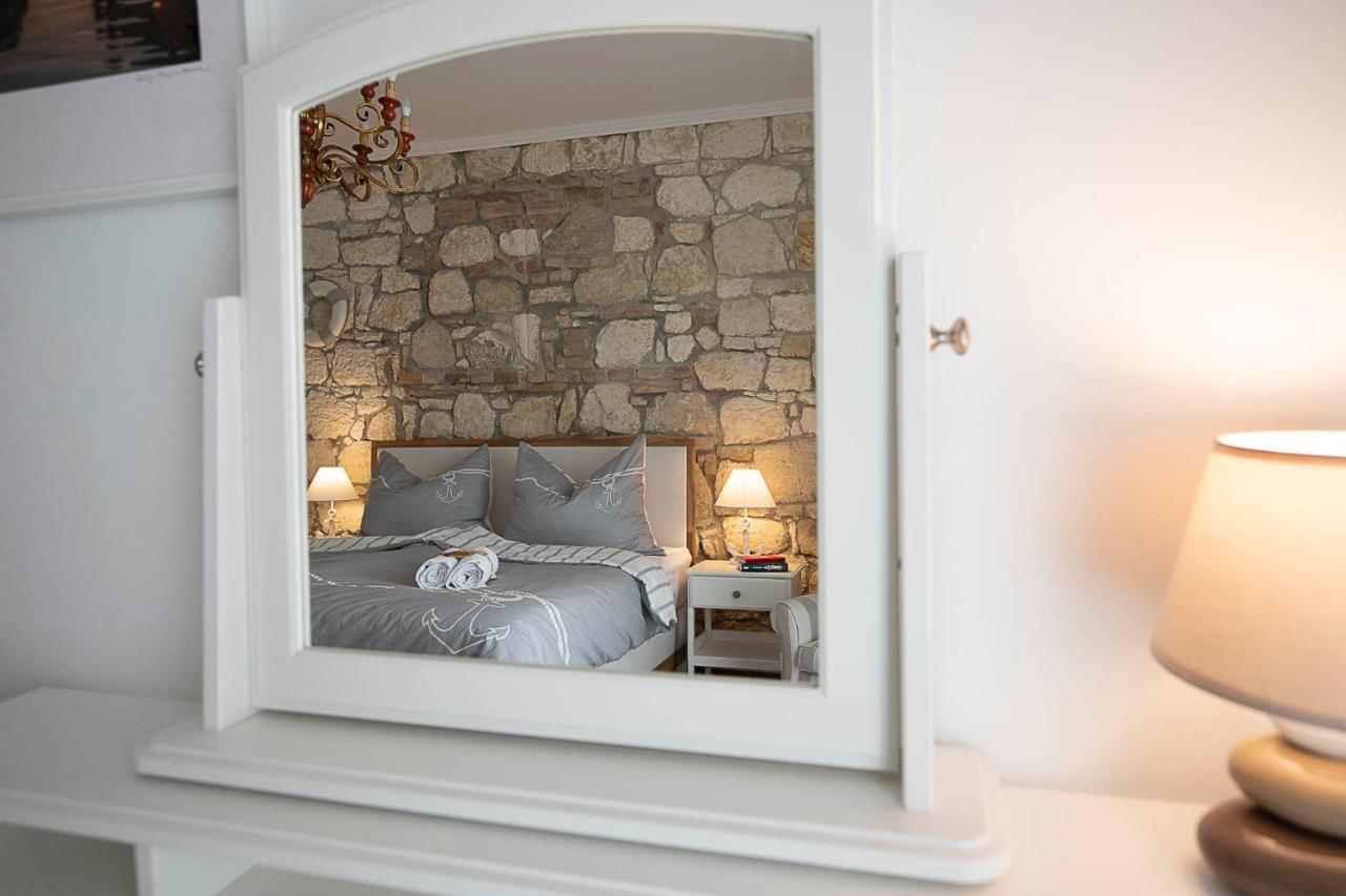 Captain'S Suite نيوسيدل آم سي المظهر الخارجي الصورة
