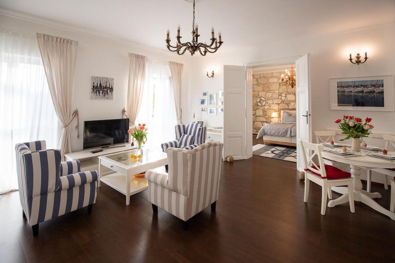 Captain'S Suite نيوسيدل آم سي المظهر الخارجي الصورة